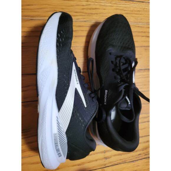 Brooks Womens Adrenaline GTS 24 Black Running Shoes Sneakers 8.5 D - Picture 9 of 12